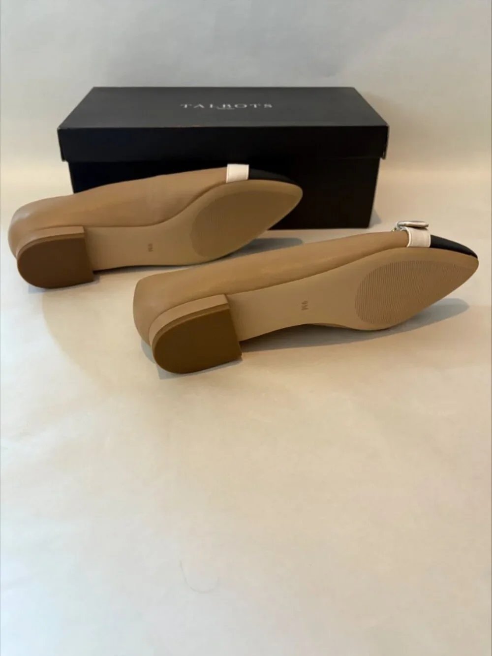 New in Box Talbots Navy White Nude Edison Buckle Flats Size 9